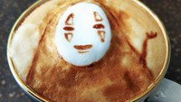 No-Face dari Studio Gibli juga terlihat mirip seperti aslinya. Cocok bagi Anda yang menggemari tokoh ini!Foto: Barista_meow