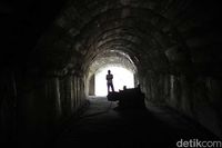 Lubang ini memanjang ke dalam hingga ribuan meter (Randy/detikTravel)