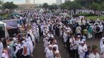 Foto: Melihat Lagi Momen 212 dari Salat Subuh Hingga Monas Bersih Lagi
