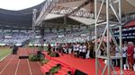 Foto: Momen Jokowi Hormat Bungkukkan Badan di Hadapan Para Guru