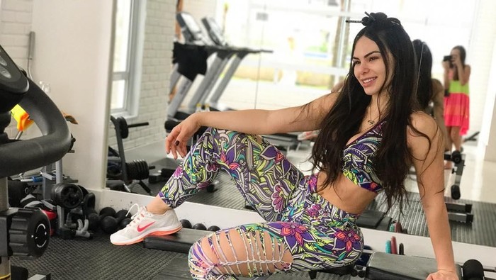 Rayssa, model asal Brazil yang bikin kehebohan dengan mengasuransikan bokongnya. (Foto: Instagram/rayssateixeiramelo) Rayssa, model asal Brazil yang bikin kehebohan dengan mengasuransikan bokongnya. (Foto: Instagram/rayssateixeiramelo)