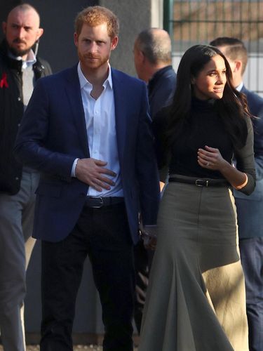 Penampilan Perdana Harry dan Meghan Markle Setelah Resmi Umumkan Pertunangan