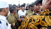 Presiden PKS, Sohibul Iman hadir dalam acara tersebut.
