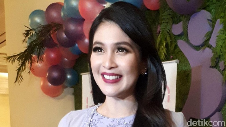 Intip Rumah Baru Empat Lantai Sandra Dewi, Yuk! Intip Rumah Baru Empat Lantai Sandra Dewi, Yuk!