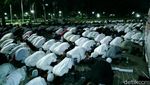Melihat Lagi Momen Syahdu Reuni 212: Salat Subuh Berjemaah di Monas