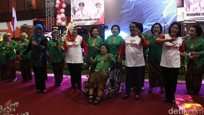Posko Penanganan Perempuan dan Anak Dibangun di Daerah Bencana Posko Penanganan Perempuan dan Anak Dibangun di Daerah Bencana