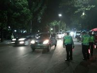 Massa Reuni 212 Mulai Penuhi Masjid Istiqlal