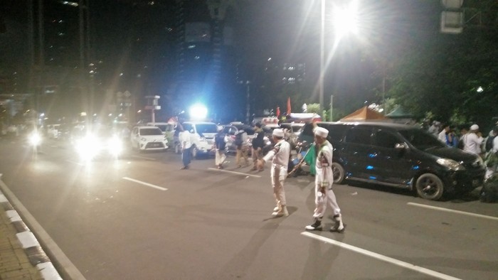 Peserta Reuni 212 Terus Berdatangan, Parkiran Monas Penuh