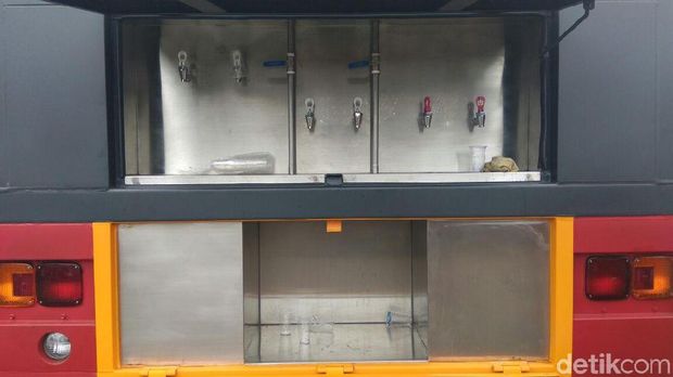  Mobil water treatment Korps Brimob di Reuni 212, Sabtu (2/12/2017)