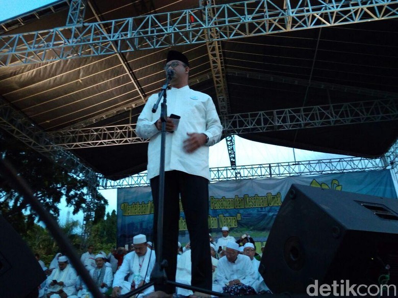 Pesan Anies di Pidato Reuni 212: Pastikan Acara Ini Damai Pesan Anies di Pidato Reuni 212: Pastikan Acara Ini Damai