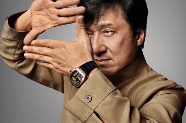 Pada 2012, desainer Richard Mille pernah memberikan penghormatan pada Jackie Chan dengan memberikan hadiah jam tangan khusus RM057. Jam tangan tersebut kabarnya seharga US$ 860 ribu. Foto: Istimewa
