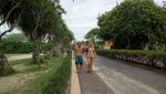 Foto: Pantai Kuta yang Tetap Ramai Turis