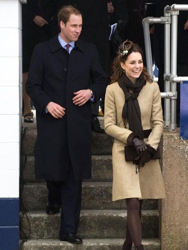 Beda Gaya Kate Middleton dan Meghan Markle Pasca Tunangan, Siapa Favoritmu?