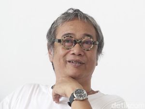 Butet Kertaradjasa Ternyata Penggemar Berat Tongseng Sejak Kecil
