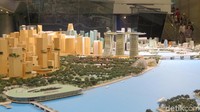 Maket kota yang dipajang di Museum Nasional Singapura menunjukan lansekap kota yang dipadati gedung pencakar langit.Singapura merupakan negara dengan ekonomi yang maju di kawasan Asia Tenggara. Sumber pertumbuhan ekonominya paling besar adalah investasi dan perdagangan.