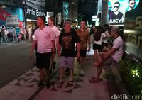  Sempat Sepi, Jalan Legian Kuta Bali Kembali Ramai 