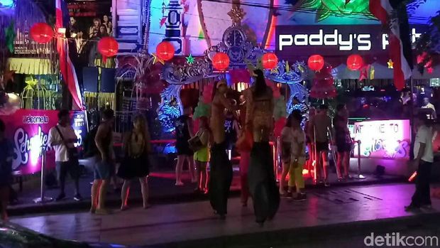 Sempat Sepi, Jalan Legian Kuta Bali Kembali Ramai 