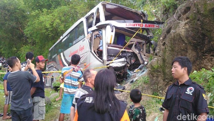 Wisatawan Boyolali Kecelakaan di Bantul, 2 Tewas, Puluhan Luka