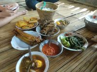 Hilangkan Jenuh dengan Makan Bersama di Restoran 