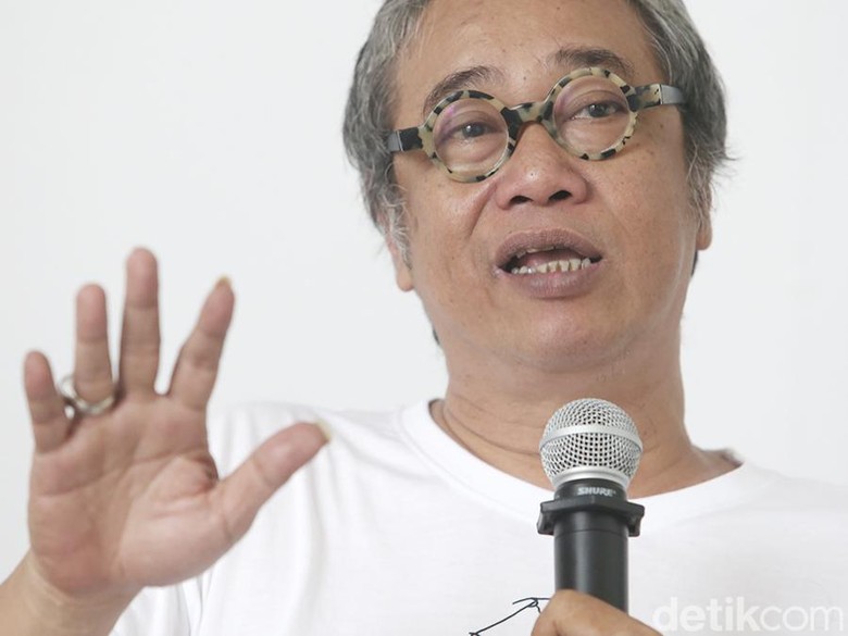 Ambruk Kena Serangan Jantung, Kondisi Butet Kartaredjasa Sudah Membaik Ambruk Kena Serangan Jantung, Kondisi Butet Kartaredjasa Sudah Membaik