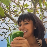 Sophie Navita juga seorang vegetarian. Di Instagram, wanita yang dikenal sebagai presenter tersebut kerap berbagi menu sehatnya sehingga bisa menjadi inspirasi makan tanpa daging. Foto: Instagram @sophienavita