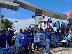 Buruh Pelabuhan di Ambon dan Tarakan Demo, Ini Tuntutannya