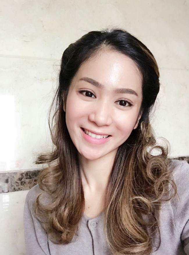 Bunga Zainal sebelumnya menganut agama Islam dan berpindah keyakinan ke agama Hindu setelah menikah dengan produser Sukhdev Singh. Foto: Instagram