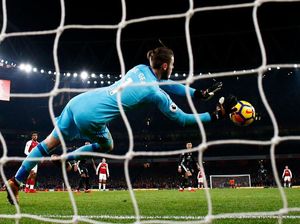 Arsenal vs MU: Aksi De Gea Gagalkan Sanchez, Ramsey, Juga... Lukaku