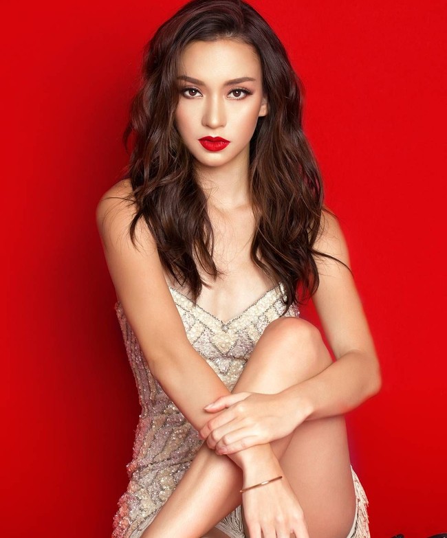 Sebelum mengikuti ajang Puteri Indonesia, Karina sudah berkarier di dunia keartisan. Sejumlah judul film dan sinetron sudah dibintangi wanita 25 tahun ini, di antaranya Aku, Kau & KUA, Gaby dan Lagunya dan Tagedi Ulang Tahun Pernikahan. Foto: Dok. Instagram Karina Nadila