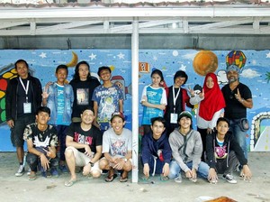 37 Seniman Workshop Seni Media Bikin Mural di LBH Jakarta dan Sekolah Dasar