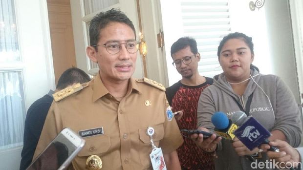Wagub DKI Sandiaga Uno sebelum bertemu Menhub