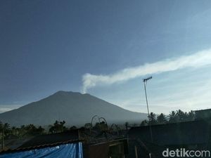 Banjir Lahar Dingin di Lereng Gunung Agung, Warga Diminta Menjauh
