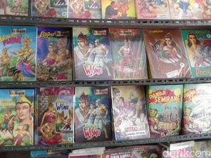 Nostalgia Baca Komik Jadul di Toko Komik Maranatha Bandung
