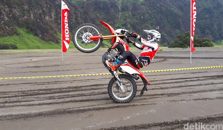Honda CRF150L. Foto: Rois Jajeli Honda CRF150L. Foto: Rois Jajeli