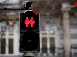 Bola Kasus LGBT yang Kini di Tangan DPR