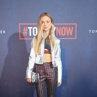 Lady Amelia mendapat gelar bangsawan, karena ia adalah cucu dari sepupu Ratu Elizabeth, Duke of Kent, Pangeran Edward yang berada di garis ke-36 dari kerajaan Inggris. Foto: Dok. Getty Images