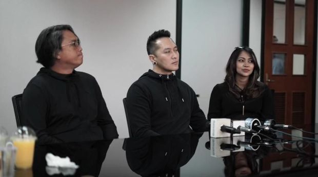 Demian pun sudah melakukan konferensi pers untuk menjawab mengenai masalah tersebut.