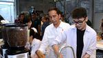 Momen-momen Saat Jokowi Ngopi di Bandung