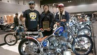 H-D Sportster karya Queenlekha Choppers meraih penghargaan dari FKC - Free Kustom Cycles Mooneyes Spanyol. Istimewa/Kustomfest.