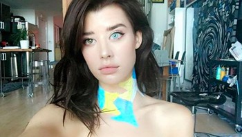 Matamu sangat indah seperti makhluk langka, sebut sebuah komentar di Instagram. Foto: Instagram