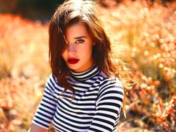 Matanya Beda Warna, Model Cantik Ini Pukau Netizen