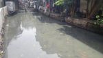 Before-After Kali Jati Bunder yang Dibersihkan Pasukan Oranye