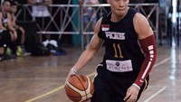 Sebelum terkenal sebagai aktor, Samuel Rizal memang sudah dari dulu mendalami dunia basket. Sampai saat ini Samuel tidak melupakan olahraga kegemarannya. (Foto: Instagram/samuelrizal1)