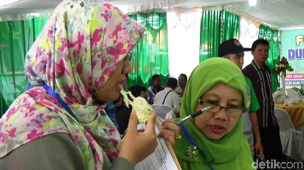 Purworejo Gelar Audisi Cari Raja Durian Baru