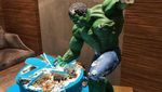 Wouw! Ini 9 Kreasi Cake Bertema Hulk yang Unik
