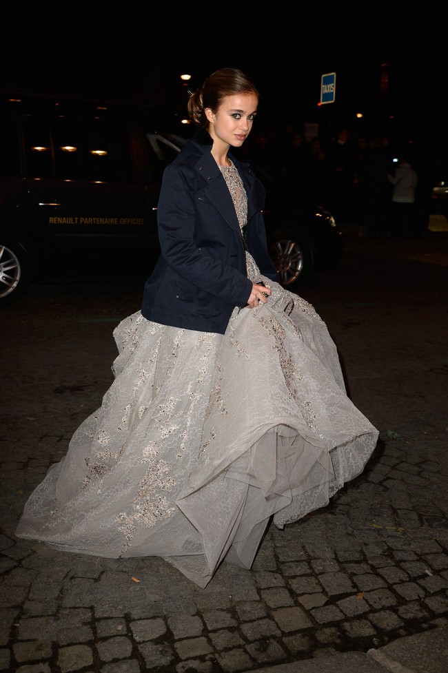 Di tahun ini pun, ia terpilih sebagai muse oleh Dolce & Gabbana dan tampil di kampanye terbaru bersama putri lainnya, yaitu Putri Olympia dari Yunani. Foto: Dok. Getty Images