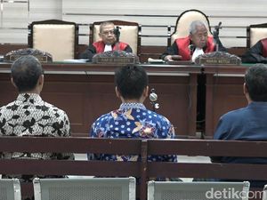 Terbukti Terima Suap, 3 Pimpinan DPRD Kota Mojokerto Divonis 4 Tahun
