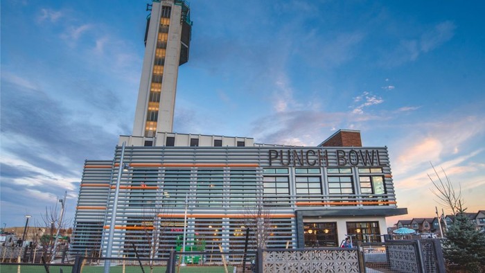 Ketika Menara Kendali Bandara Disulap Jadi Spot Wisata Kuliner