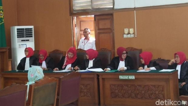  Sidang Asma Dewi di PN Jaksel, Selasa (5/12/2017)