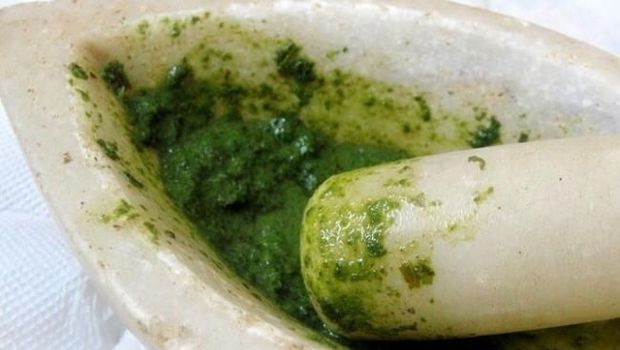 pasta terbuat dari daun kemangi